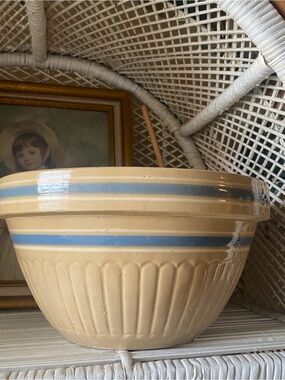 Vintage Yellow Ware Fence Picket McCoy Mixing Bowl